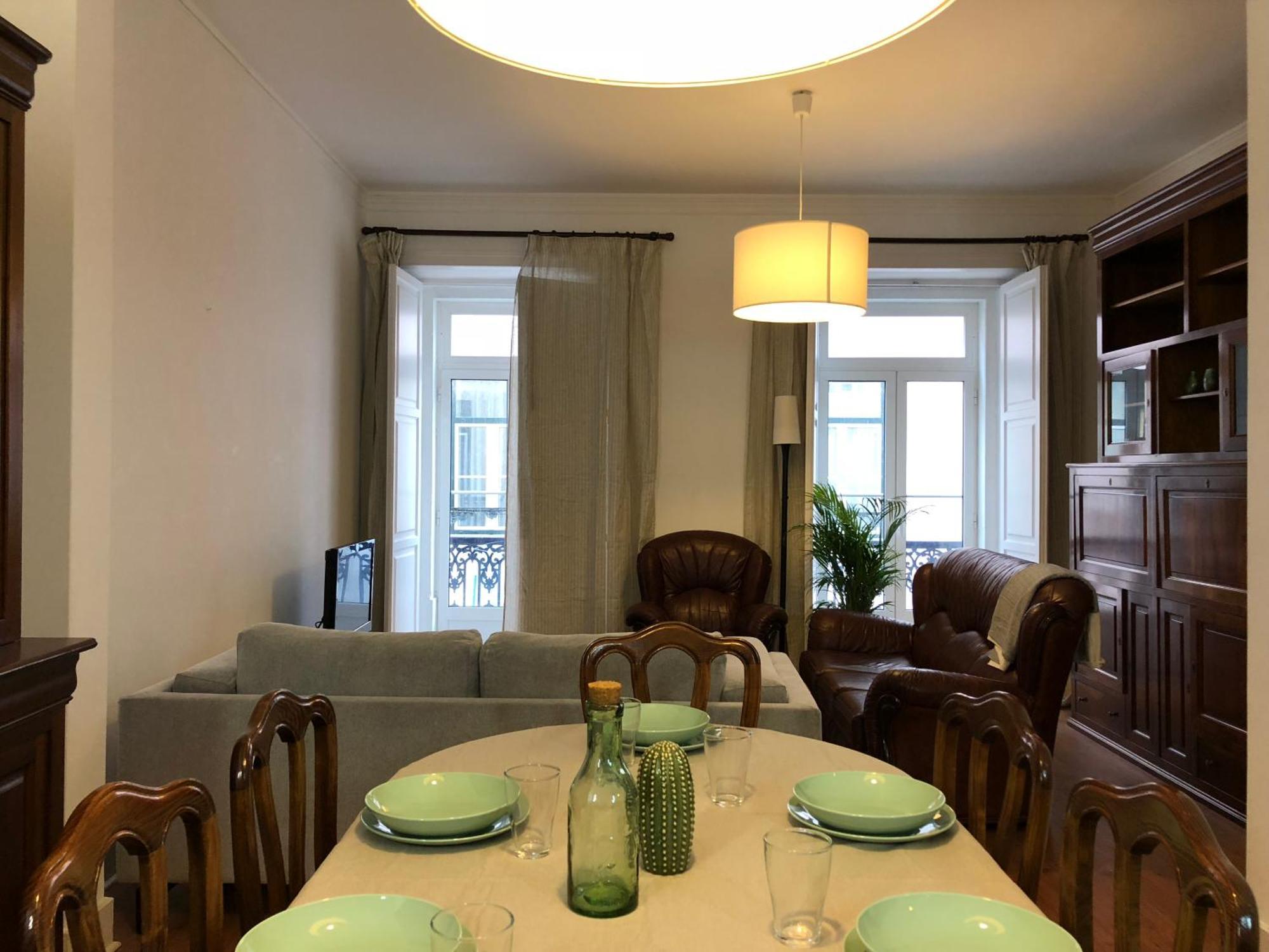 Charming 2 Bedroom Apartment - Bairro Alto, Principe Real Lisbona Esterno foto